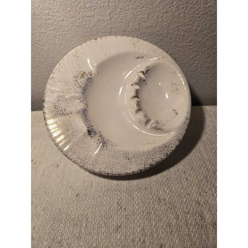 USA Pottery Ashtray 407 White‎ & Gold Fleck MCM 7.5 Inches Moon Shape Vintage